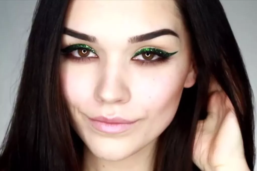 9 Different Eyeliner Looks That Will Make You Stand Out At Every Occasion