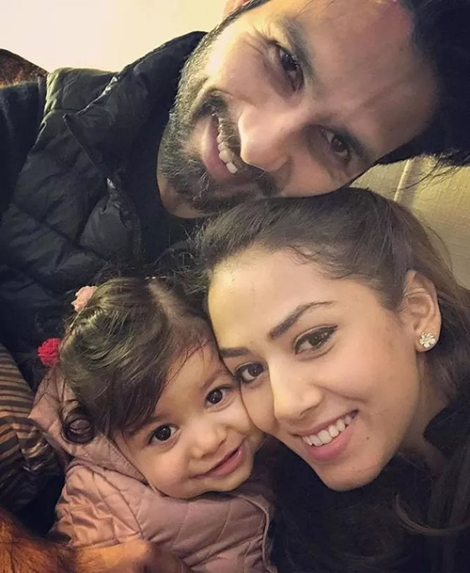 Shahid Kapoor with Misha Kapoor, Mira Rajput