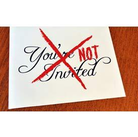 How to avoid wedding crashers&ques;