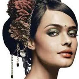 Top Women Accessories Trends This Season