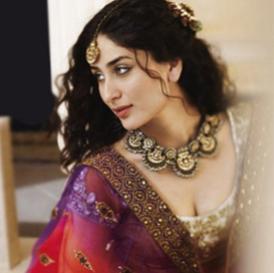 Kareena Kapoor Wedding Outfit Revealed