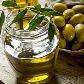 6 Surprising Beauty Benefits of Olive Oil