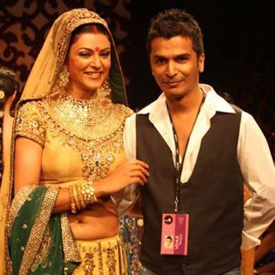 Vikram Phadnis collection at Lakme Fashion Week