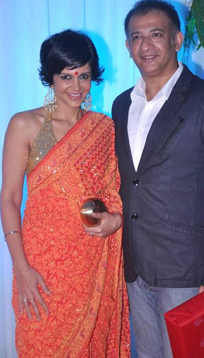 Mandira Bedi at reception of Esha Deol