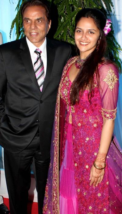 Ahana Deol with her Father Dharmendra at the wedding reception of her sister Esha Deol