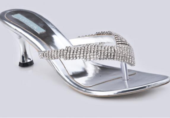 Designer Bridal Shoes for Indian Bride