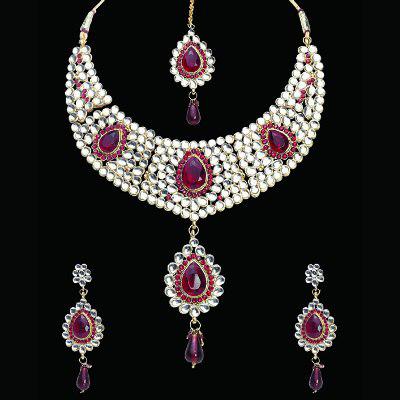 Dazzling Necklace Sets