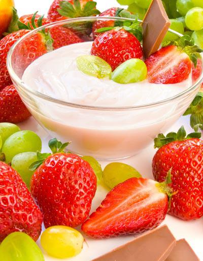 Plain Yogurt: in diet may rev up fat-burning engines of body, speed weight loss & trim your tummy