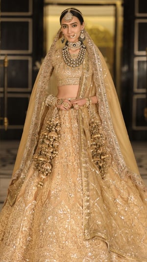 20 Manish Malhotra Brides In Golden