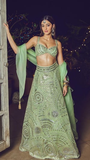 Bollywood Divas Who Wore Bejewelled Outfits