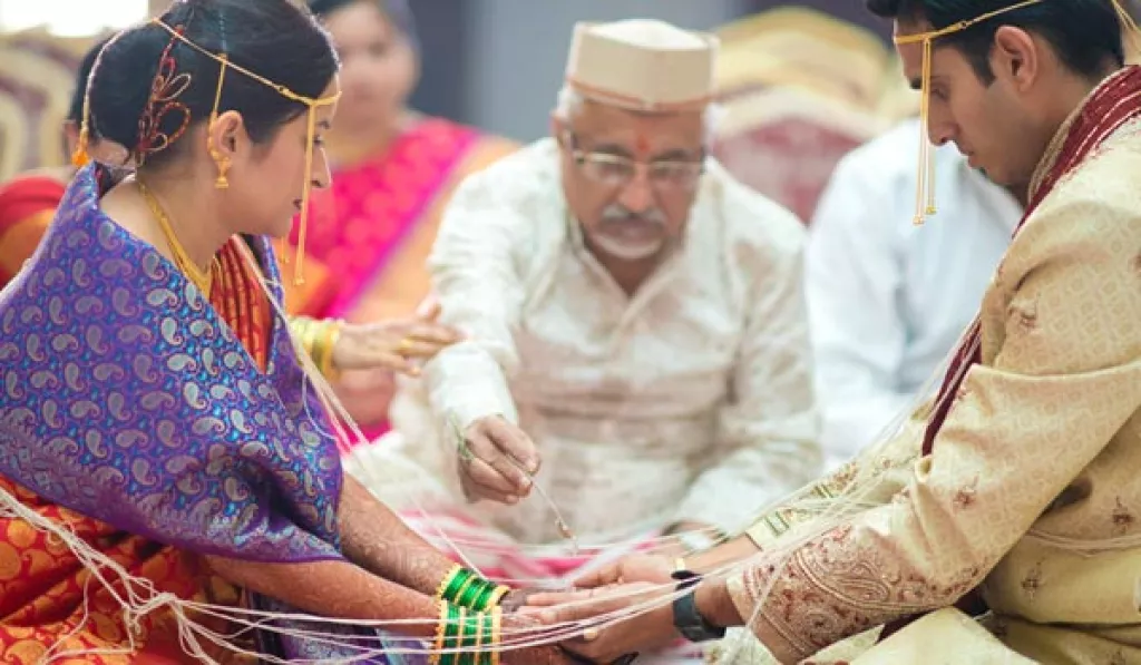 Marathi Rituals Maharashtrian Weddings Are All About Simple, Fun And Traditional Blend ...
