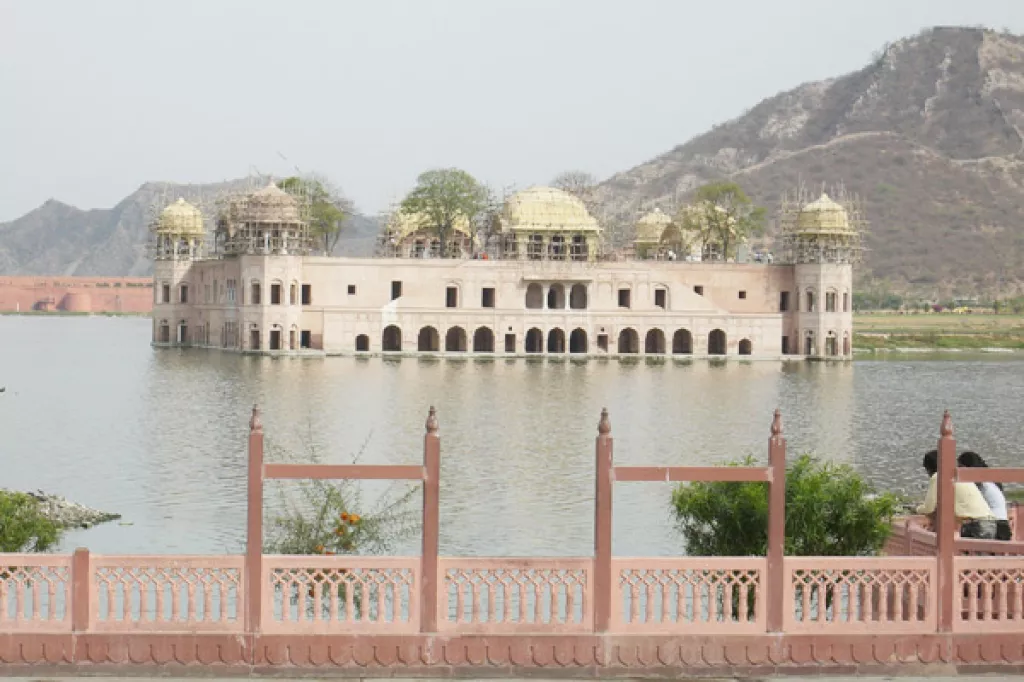 7 Best Locations For Pre-Wedding Photo Shoot In Jaipur