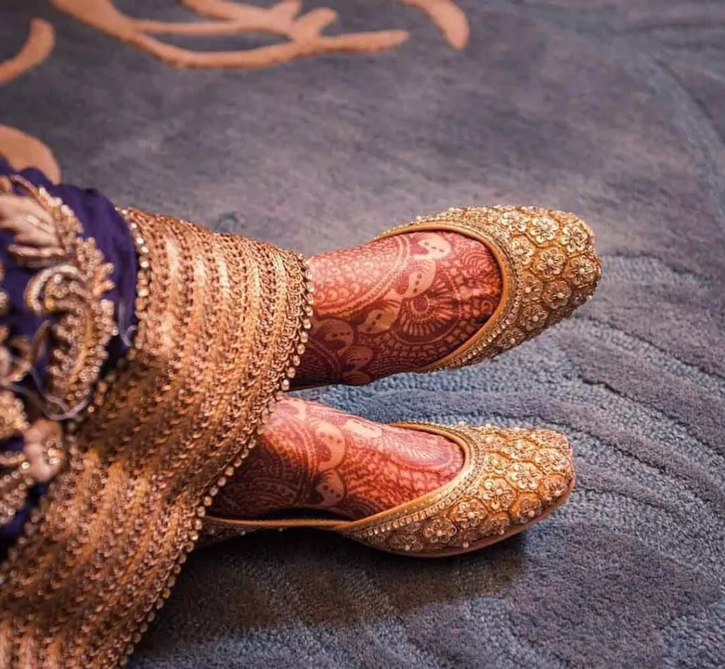 10 Most Elegant Punjabi Jutti Designs That All BridesToBe Can Flaunt