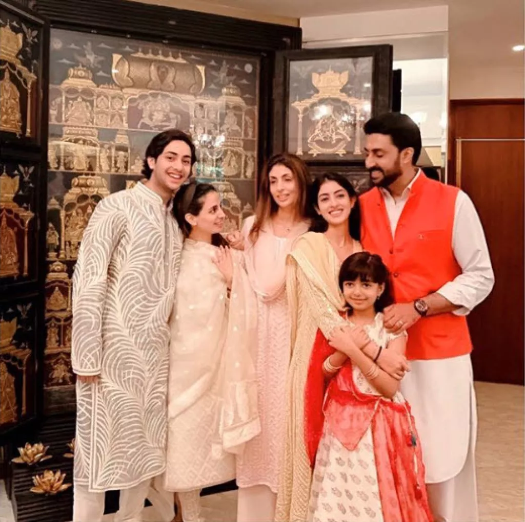 Aishwarya Rai Bachchan's Bhabhi Shrima Rai Gives A Glimpse Of Rakhi ...