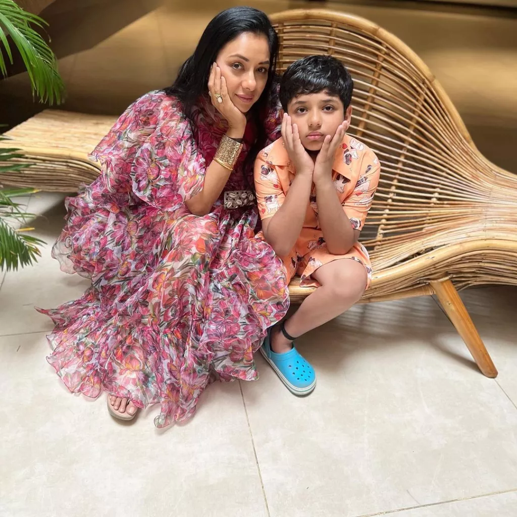 Rupali Ganguly Shares A Cutesy Video With Son, Rudransh Featuring Her ...