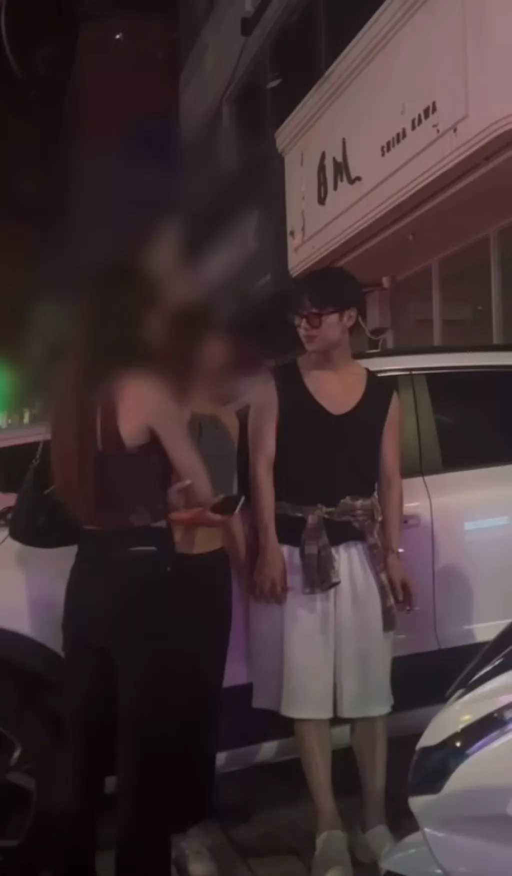 twenty-five-twenty-one-actor-choi-hyun-wook-was-spotted-holding