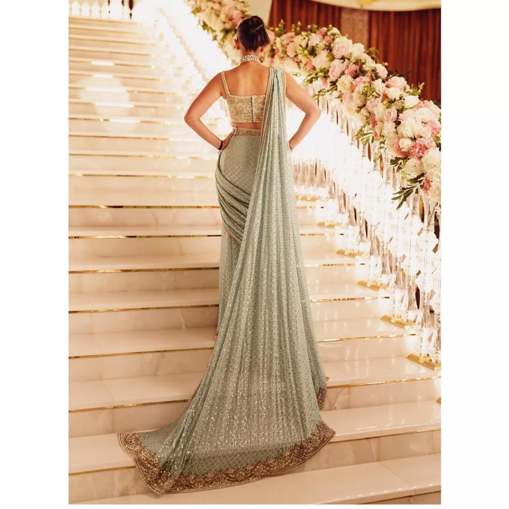 Radhika Merchant Exudes Charm In Abu Jani Sandeep Khosla Lehenga, Adds