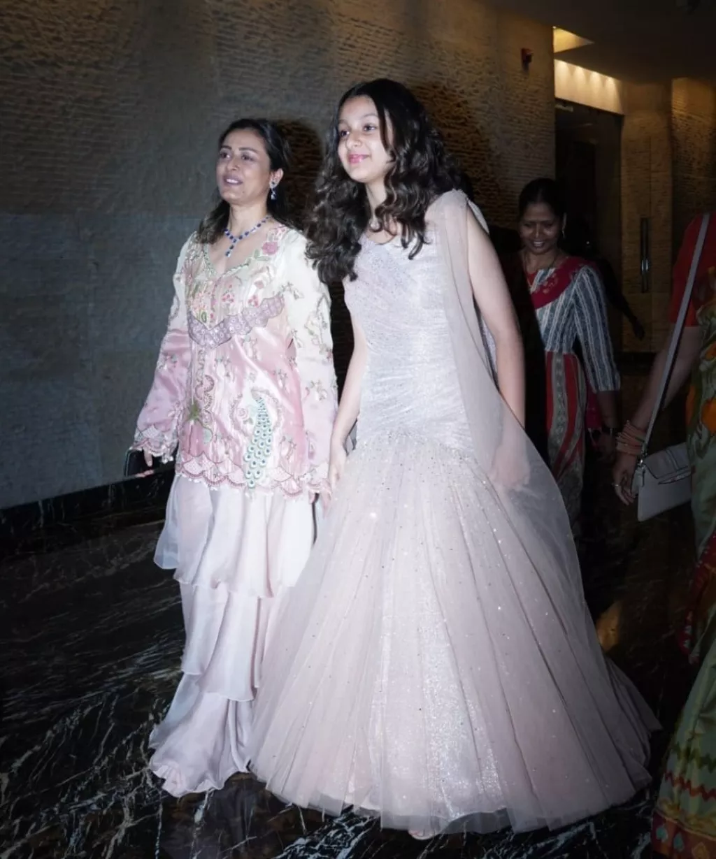 Mahesh Babu's Daughter, Sitara Attends An Event With Mommy, Namrata