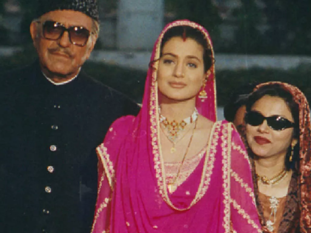 Sunny Deol-Ameesha's 'Gadar' Is Inspired By The Real Life Love Story Of ...