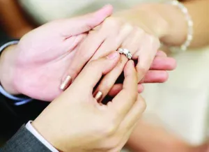 68-year-old US Doctor Gets 152 Wannabe Indian Brides