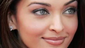 8 Wonder Foods That Help You Keep Your Eyes Beautiful And Healthy