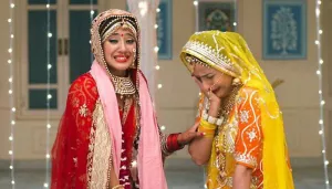 This New Crash Course Will Now Teach Brides How To Cry On Their 'Vidaai'