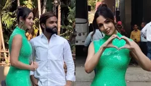 Malaika Arora Offers Sweet Gesture To A Fan After He Was Stopped From Clicking Pics With The Diva
