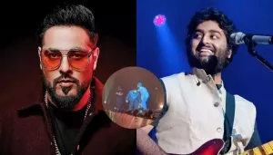 Badshah Wins Hearts With His Special Gesture By Touching The Feet Of His Contemporary, Arijit Singh