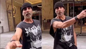 Fan Says Akshay Kumar Snatched His Phone When He Got ANGRY In London Vacation, 'He Grabbed My...'