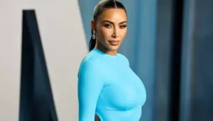 Kim Kardashian Has Natural Curves, Never Had Invasive Surgery, Plastic Surgeons Debated Her Nose Job
