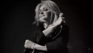 Bonnie Tyler Cause Of Death, 75-Yr-Old Was 'Extremely Unwell' And Spent Last Months In Hospital