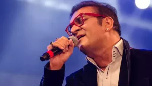 Abhijeet Bhattacharya Openly Criticises Neha Kakkar For Charging Rs 1 Cr For Performing At Weddings