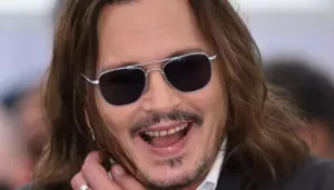 Johnny Depp's Yellow Teeth Grabbed Attention, Sources Said 'Rotten To Bones', Here's What Happened