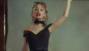 Ariana Grande Takes A Step Back, Charli Howard Slammed For Shocking Comments On Singer's Weight Loss