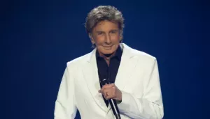 Barry Manilow Suffered From Lung Cancer Months Before Canceling Concert, All On His Health Issues