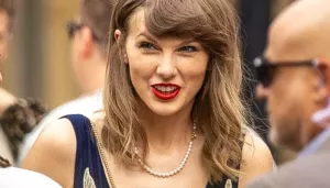 Taylor Swift Debuts 'Post-Bride Chop' At Laura Sisk-Oli Jacobs' Wedding, Fans Say, 'Back To 1989..'