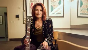 Rosanne Cash Once Opened Up About Dad Johnny Cash's Affair With June Carter, 'Seemed Inevitable'