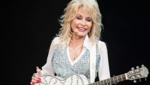 Stella Parton Reveals Dolly Parton's Final Request, Speaks On Sister's 'Broken Heart' Before Passing