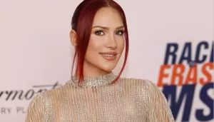 Sharna Burgess Returns To 'DWTS', Dancer Had Personal Reasons To Leave The Show Five Years Ago