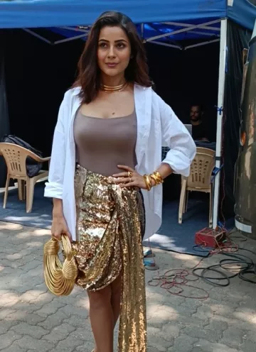 Shehnaaz Gill Dons A Golden Sequin Skirt With Nude-Hue Top, Netizens