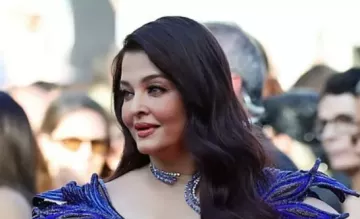 એસ