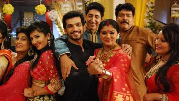 10 Interesting Characters Found In Every Indian Wedding