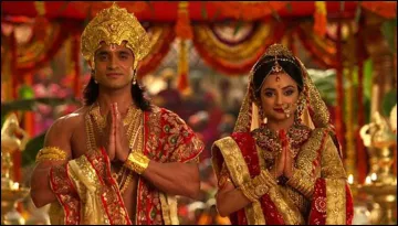 11 Creative Ways To Cut Your Wedding Costs Without Compromising On The Fun Factor