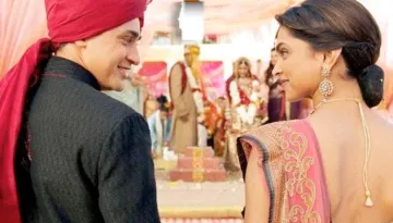 18 Thoughts That Cross Every Bride And Groom's Mind Before They Are About To Get Married