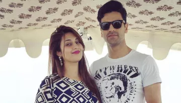 Adorable Pictures From Divyanka Tripathi And Vivek Dahiya's Romantic Honeymoon