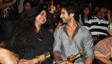 Shahid's Mom Neelima Azim Gives The Cutest Reaction To The Birth Of Her Granddaughter