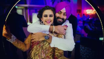 The Regal Wedding Of Sabah And Khushdeep Will Leave You With Colourful Ideas