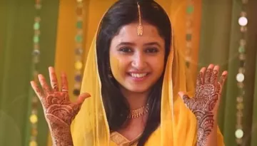 When This TV Actress Married A Handsome Director, Her Diamond Jewellery Swept Us Off Our Feet!