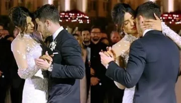 Priyanka Chopra And Nick Jonas's Romantic Post-Wedding Dance Ends With A Sweet Kiss [Video Inside]