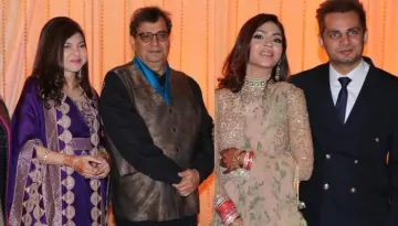 Alka Yagnik's Daughter Syesha Kapoor And Amit Desaiâ€™s Star-Studded Wedding Reception, Pics Inside